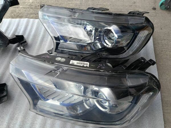 HOT DEALS – Genuine Ford Headlights at Special Prices! - Image 10