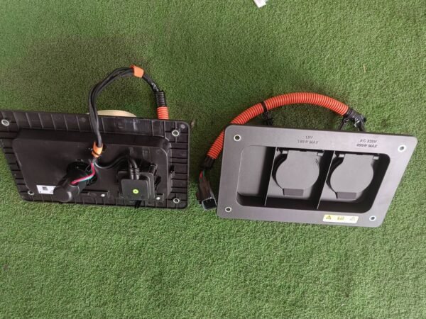 Ford Ranger Next Gen Dual Power Outlet | 12V DC + 230V AC Socket | OEM ML3A-6A949-FA - Image 4