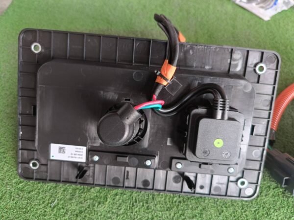 Ford Ranger Next Gen Dual Power Outlet | 12V DC + 230V AC Socket | OEM ML3A-6A949-FA - Image 3