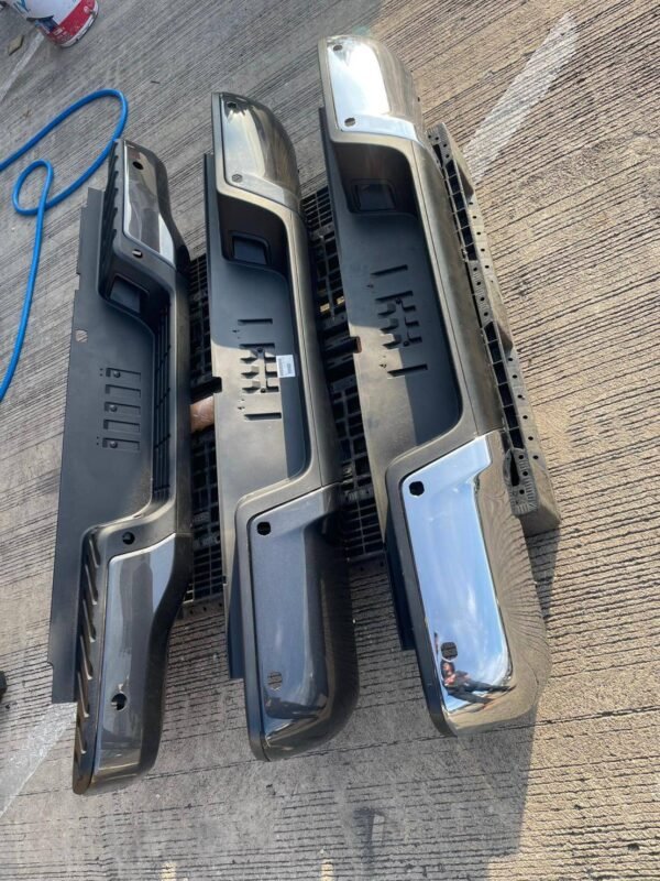 Ford Ranger Rear Bumper Set (Next Gen / XLT / Chrome and Dark Ggrey Variants) – Genuine Take-Offs - Image 3