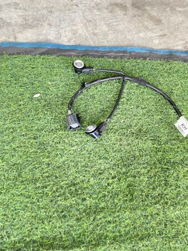 Genuine Ford Parking Sensor Wiring Harness (4 Sensors) - Image 2
