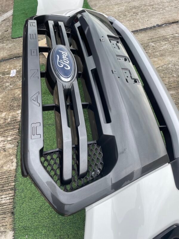 Front Bumper with Grille for Ford Ranger Next Gen - Image 6