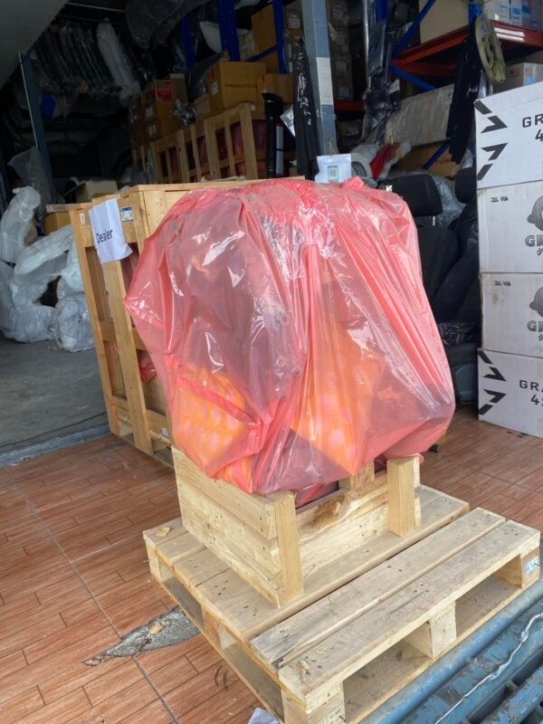 New Ford Ranger / BT-50 Pro 2.2L Single Turbo Diesel Engine Assembly - Image 2