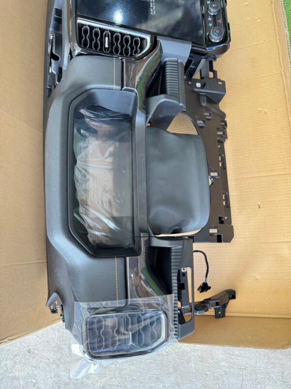 Ford Ranger Next Gen (Wildtrak) Dashboard Assembly – Complete Set - Image 9
