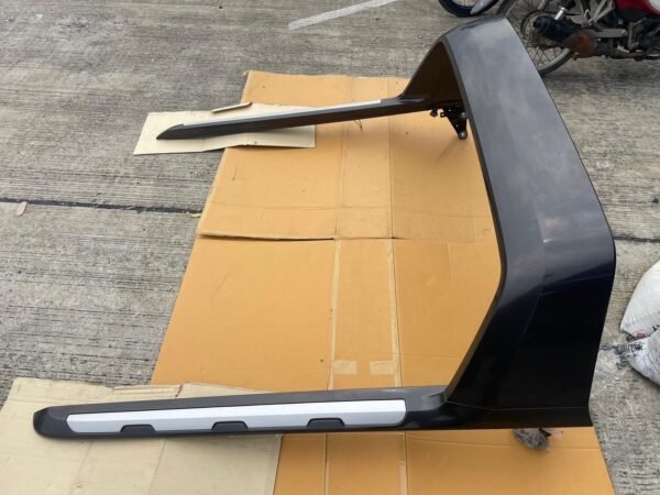 Ford Ranger Sport / Wildtrak Roll Bar 2012–2022 – Black with Silver Trim - Image 4