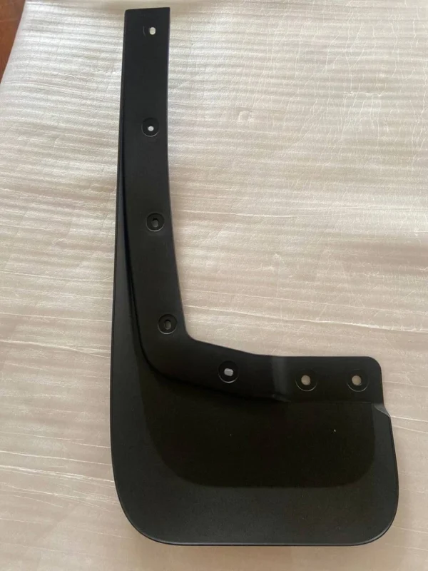 GUARD FNDR SPLASH FRONT LEFT SPLASH MUD GUARD FLAP LH  (EVEREST NEXT GEN 2022-2025)(ยางกันโคลน หน้า LH  (ยางบังฝุ่น Everest next gen 2022-2025)) - Image 3